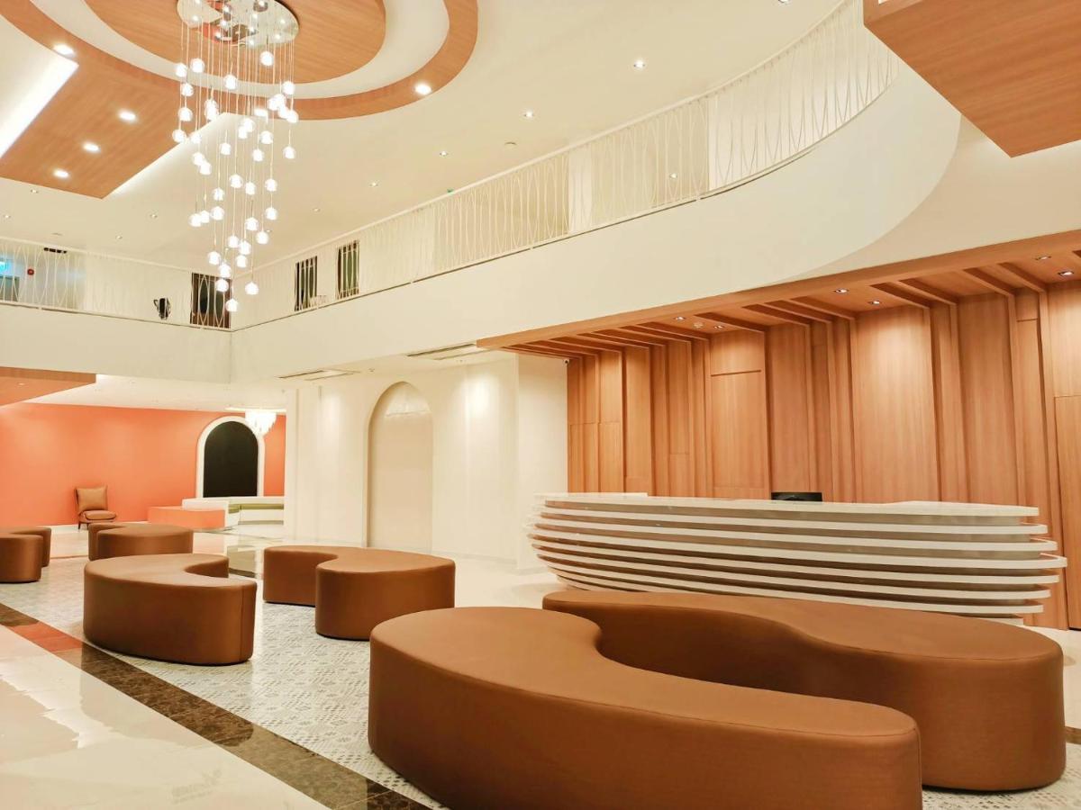M Casa Hotel Pattaya Nong Prue Exteriör bild