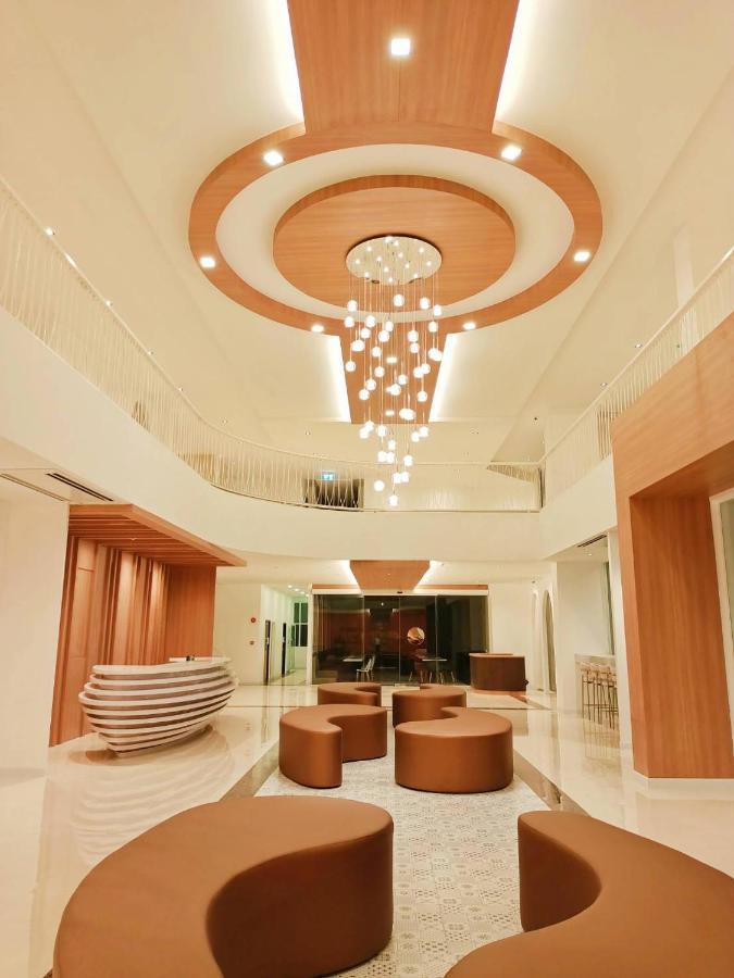 M Casa Hotel Pattaya Nong Prue Exteriör bild