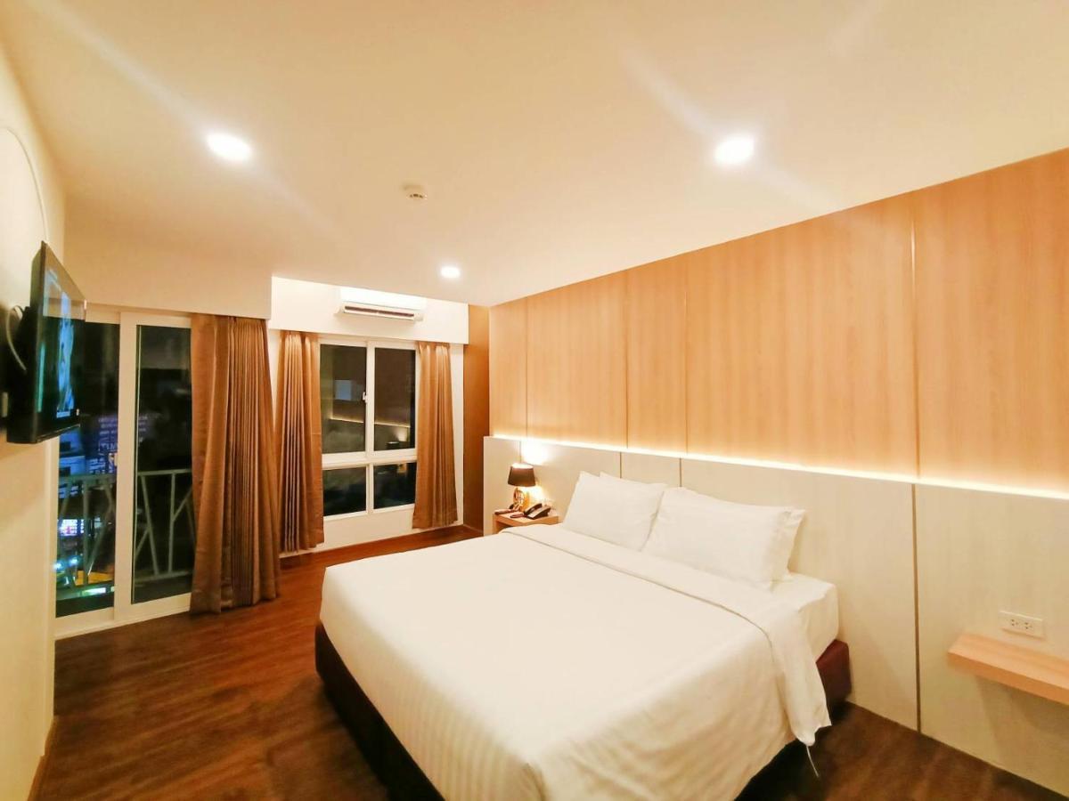 M Casa Hotel Pattaya Nong Prue Exteriör bild