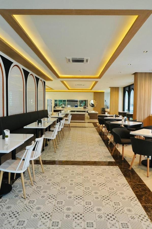 M Casa Hotel Pattaya Nong Prue Exteriör bild